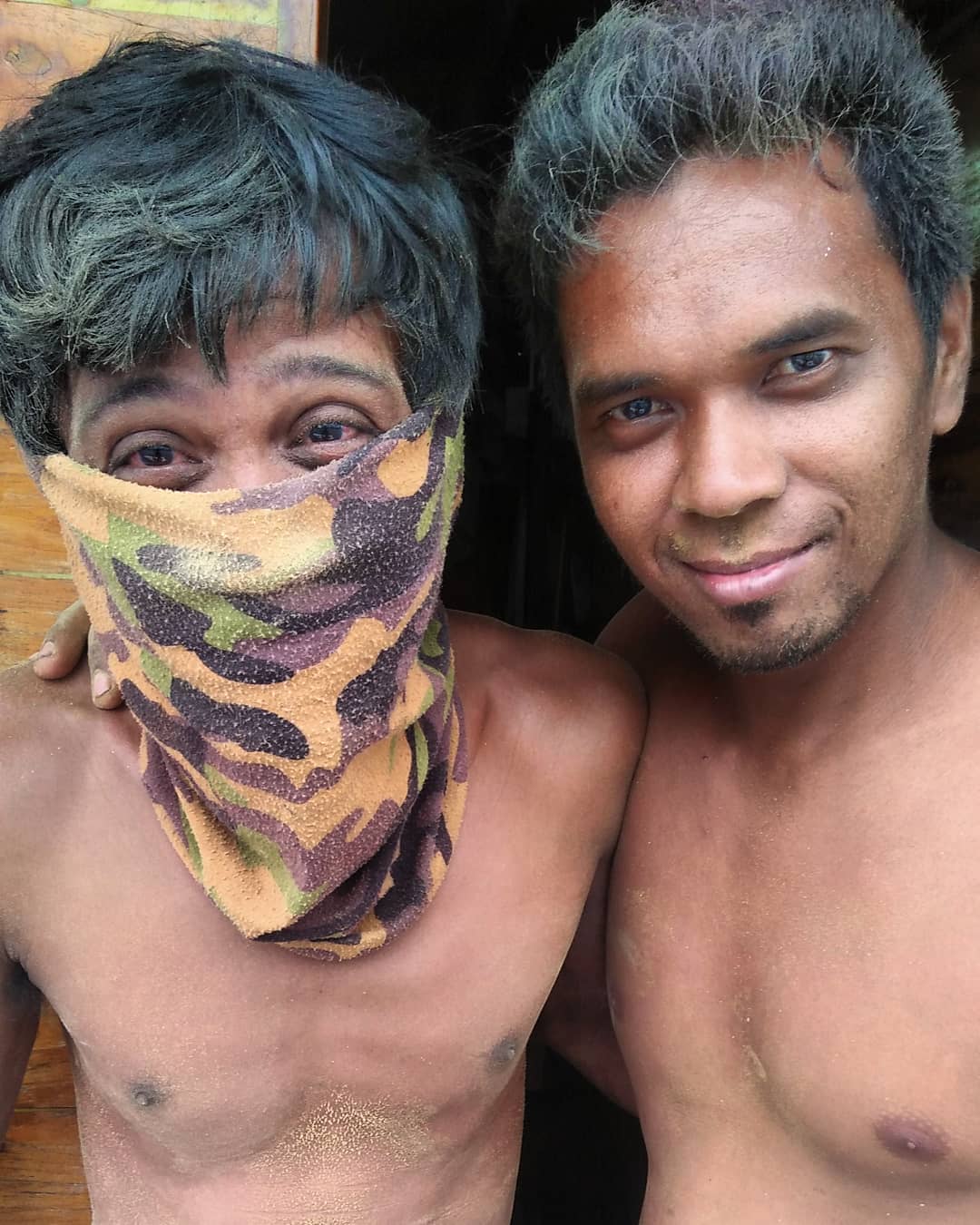 Dedy Captain and Dedy Mechanic during maintenance 